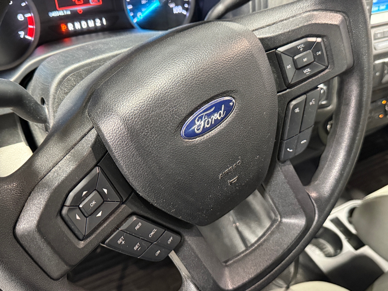 Thumbnail: 2019 Ford Econoline - 4