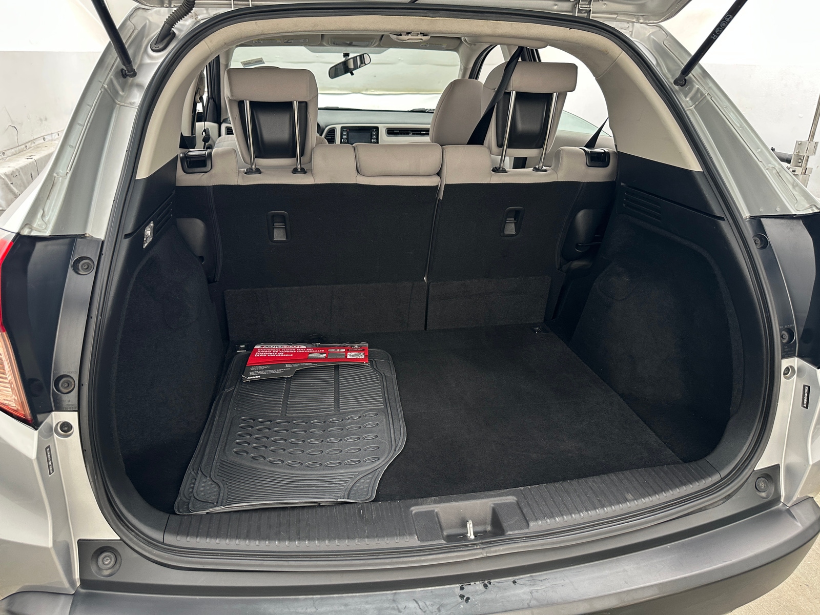 Thumbnail: 2016 Honda HR-V - 7