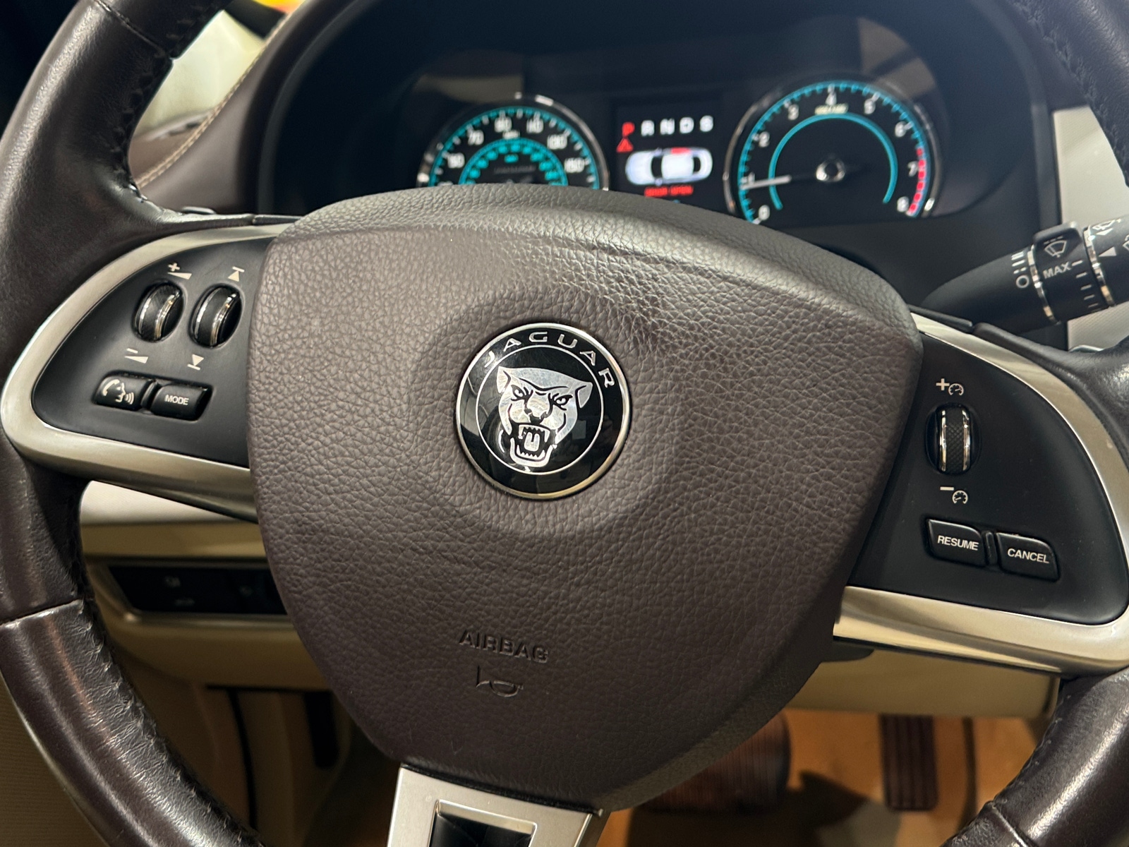 Thumbnail: 2014 Jaguar XF - 4