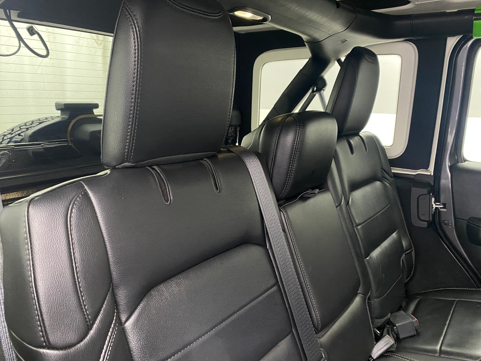 Thumbnail: 2020 Jeep Wrangler - 5