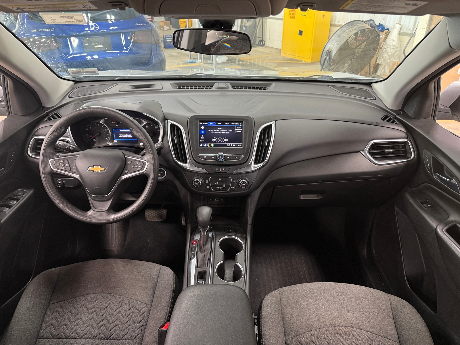 Thumbnail: 2022 Chevrolet Equinox - 3