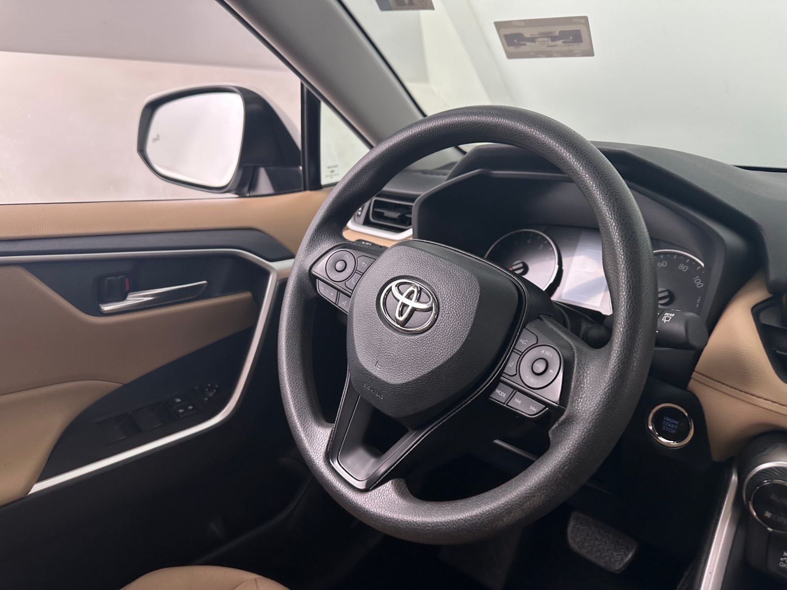 Thumbnail: 2020 Toyota RAV4 - 5