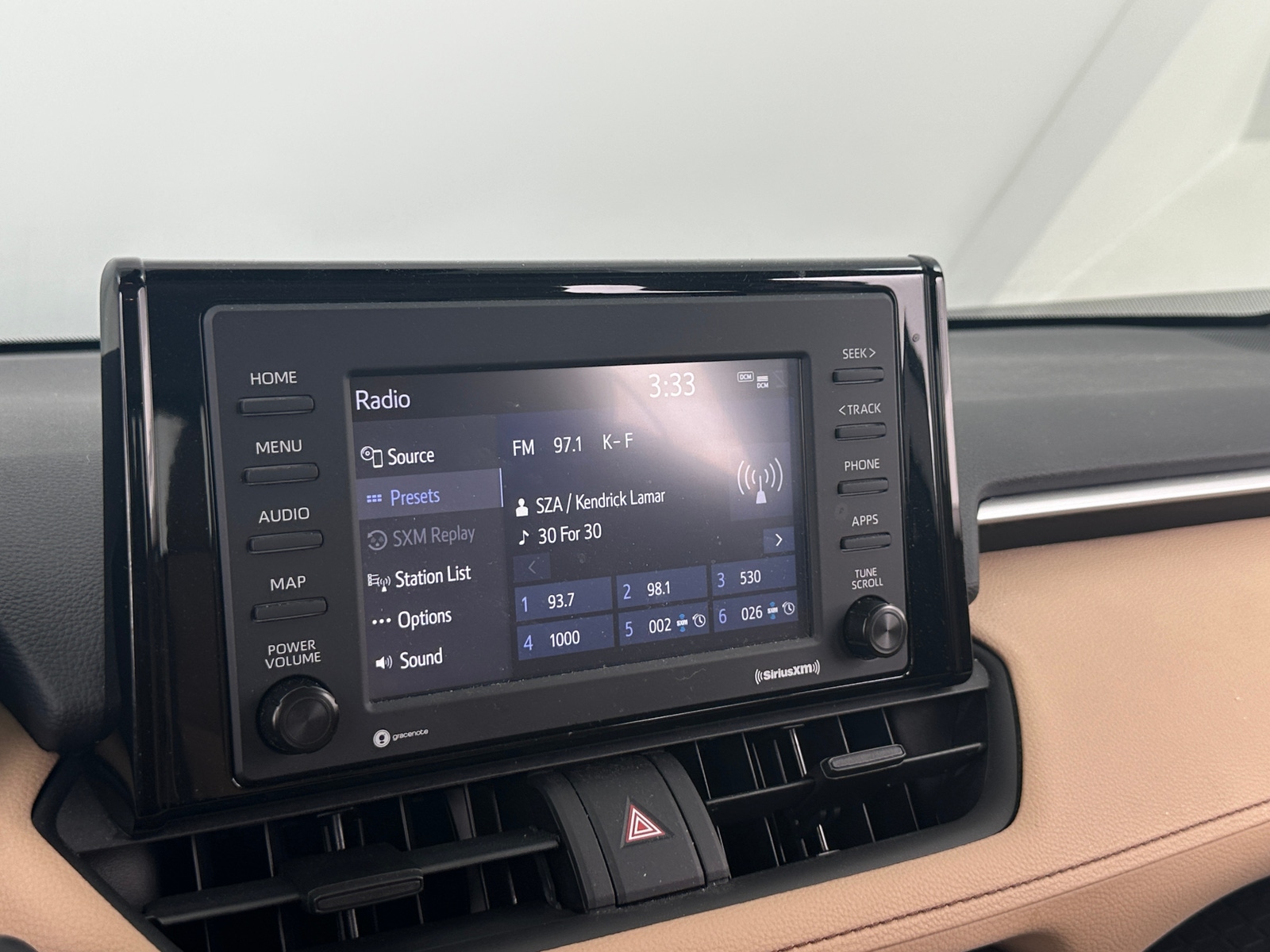 Thumbnail: 2020 Toyota RAV4 - 4