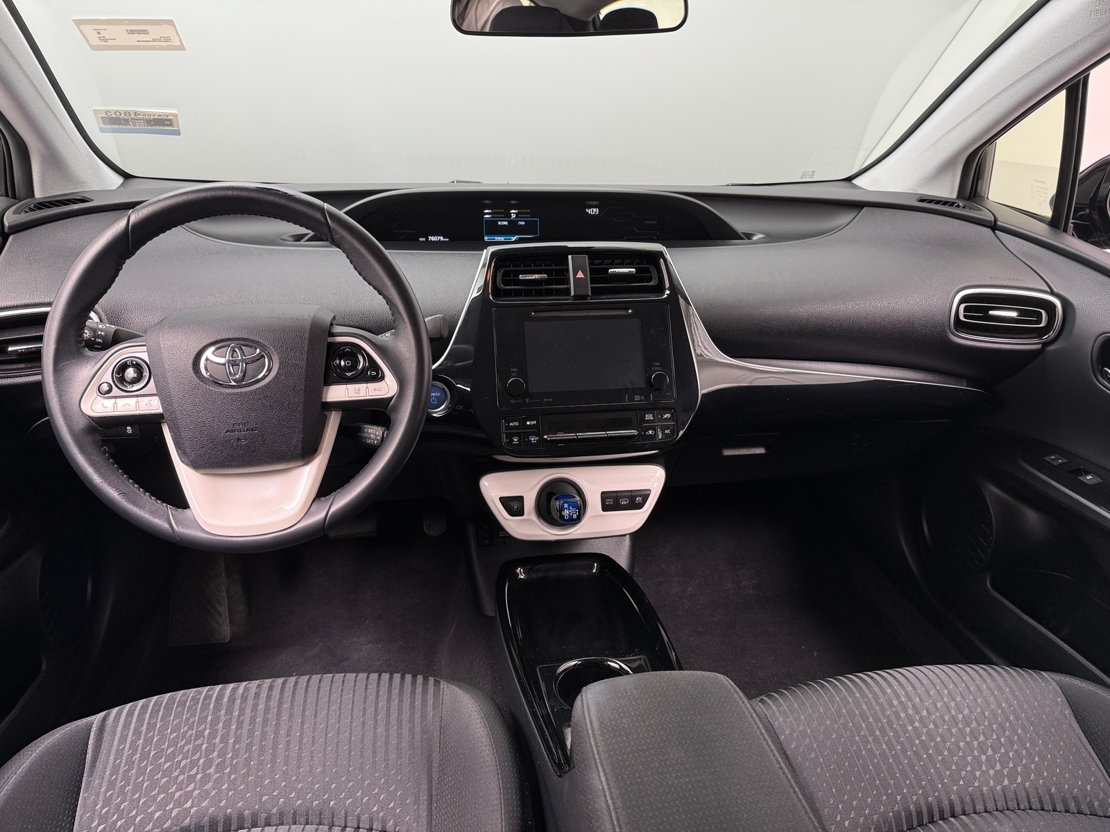 Thumbnail: 2017 Toyota Prius Prime - 3
