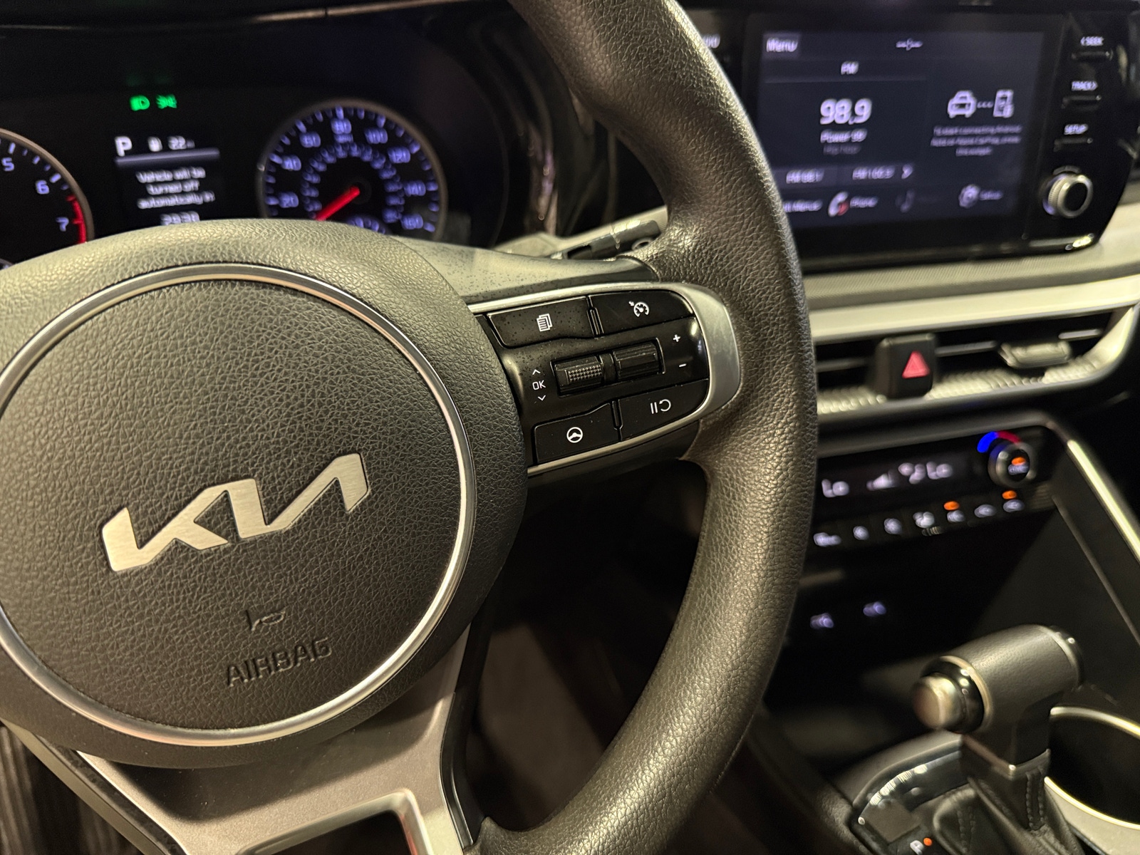 Thumbnail: 2022 Kia K5 - 4