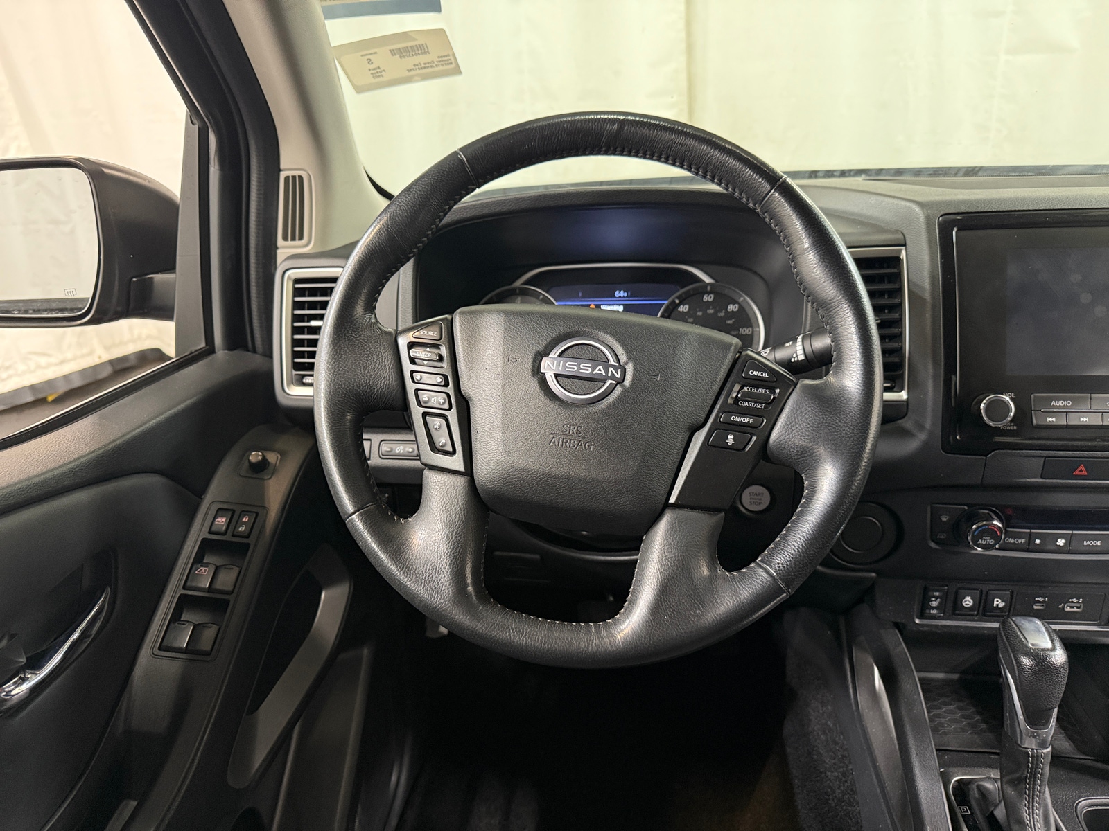 Thumbnail: 2022 Nissan Frontier - 5