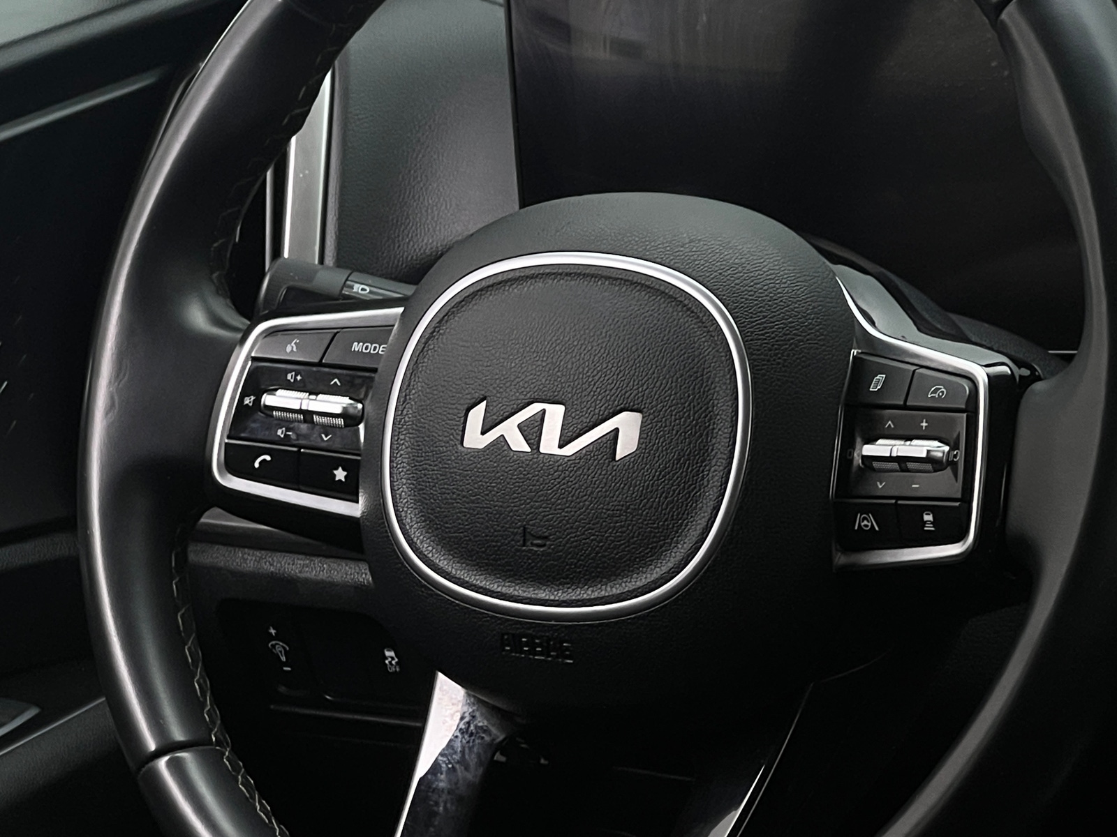 Thumbnail: 2024 Kia Sorento - 4