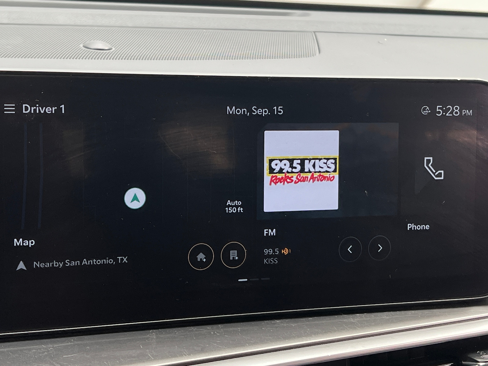 Thumbnail: 2024 Kia Sorento - 3