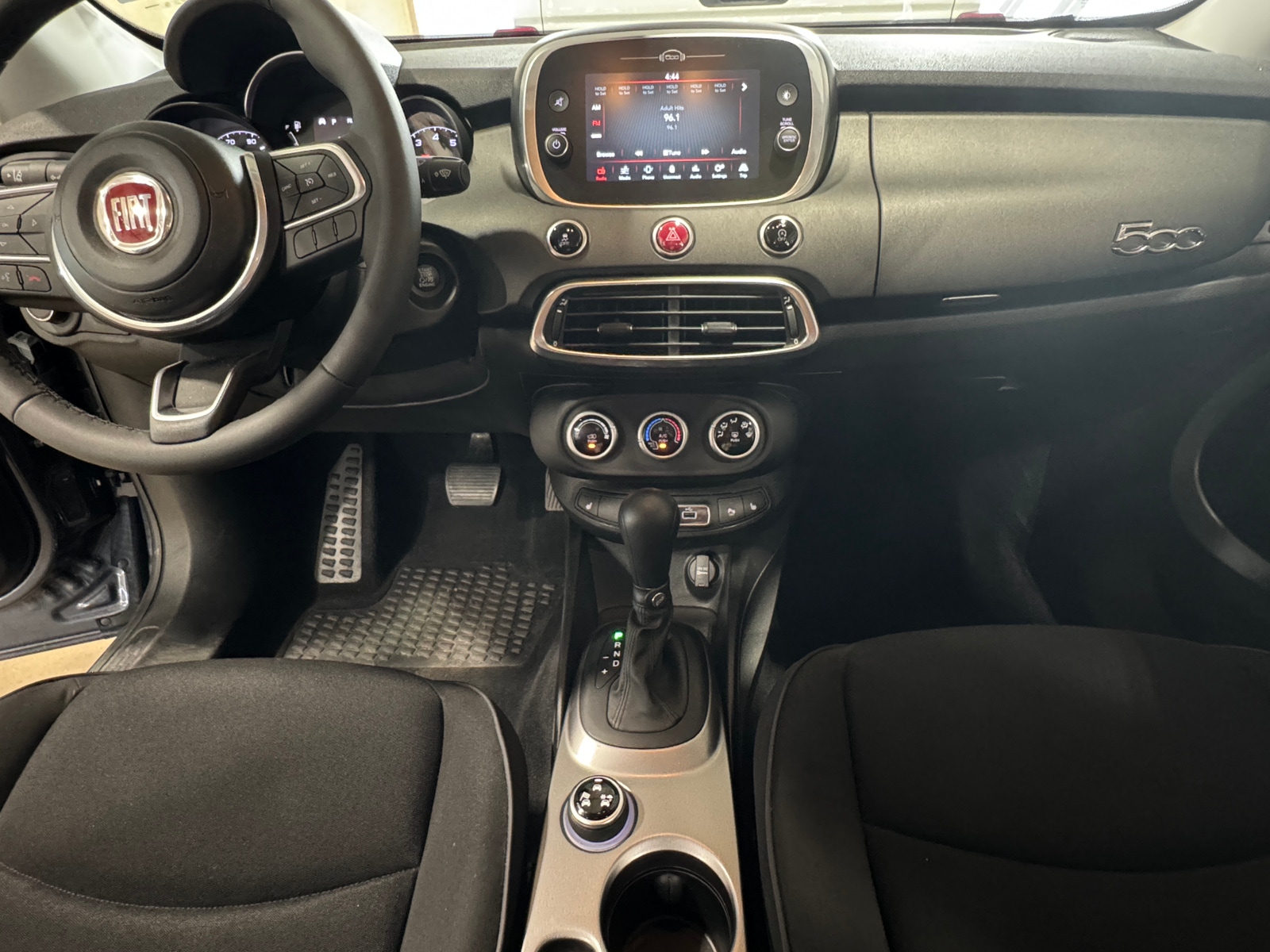 Thumbnail: 2023 Fiat 500X - 3
