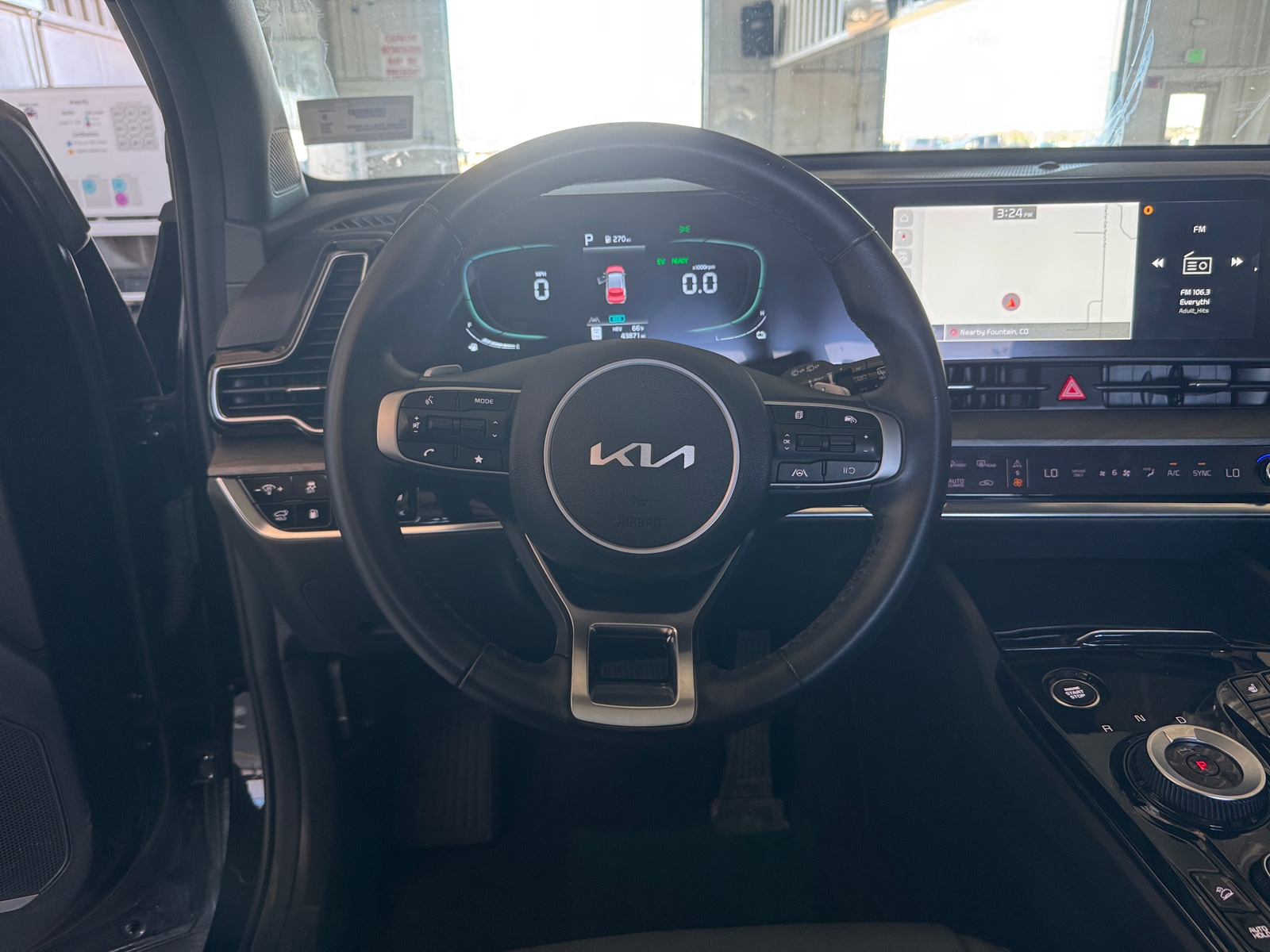 Thumbnail: 2023 Kia Sportage - 4