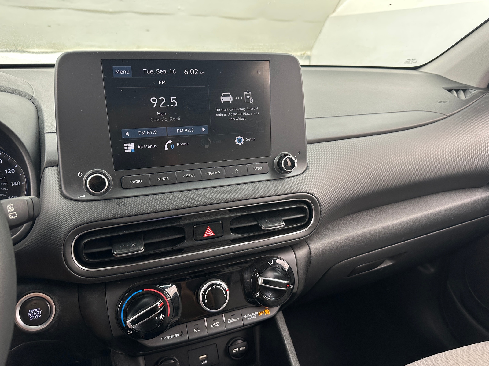Thumbnail: 2023 Hyundai Kona - 4