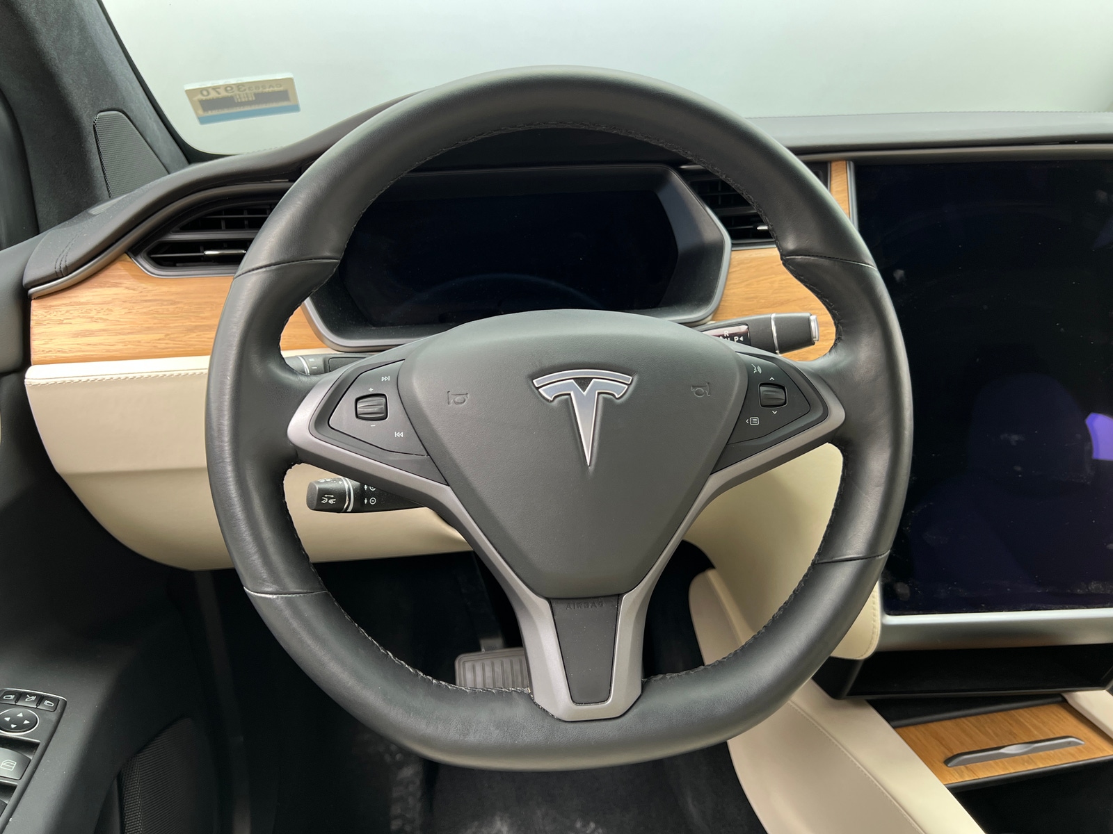 Thumbnail: 2020 Tesla Model X - 4