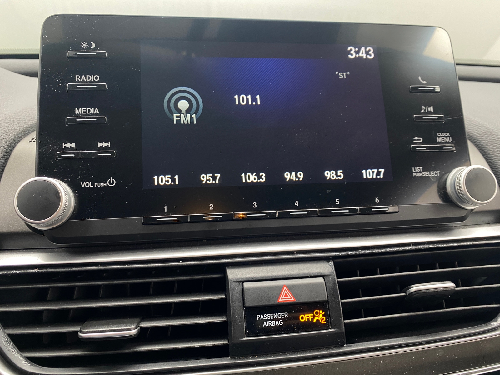 Thumbnail: 2019 Honda Accord - 4