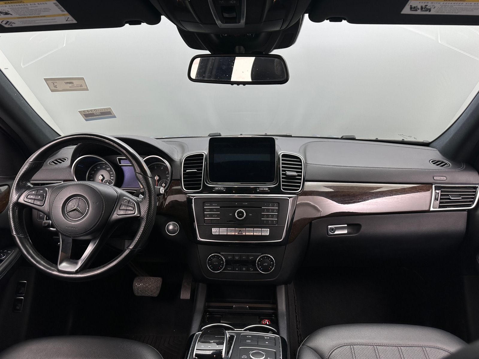 Thumbnail: 2017 Mercedes-Benz GLS - 2