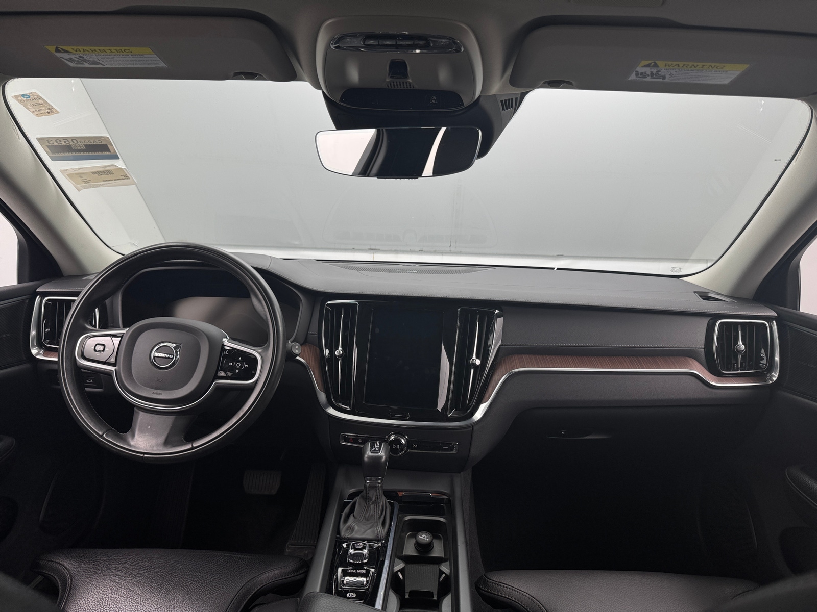 Thumbnail: 2020 Volvo V60 - 2