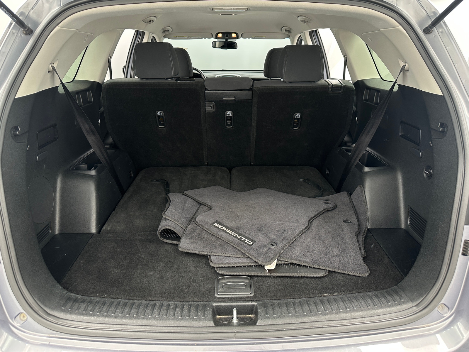 Thumbnail: 2019 Kia Sorento - 7