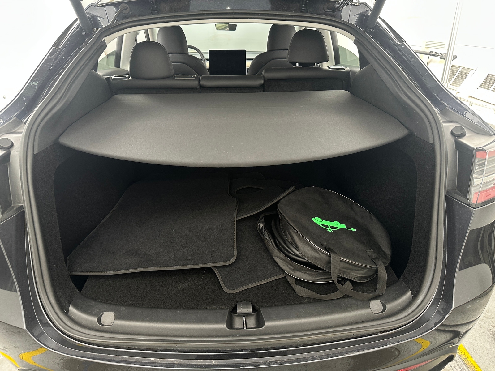 Thumbnail: 2024 Tesla Model Y - 6