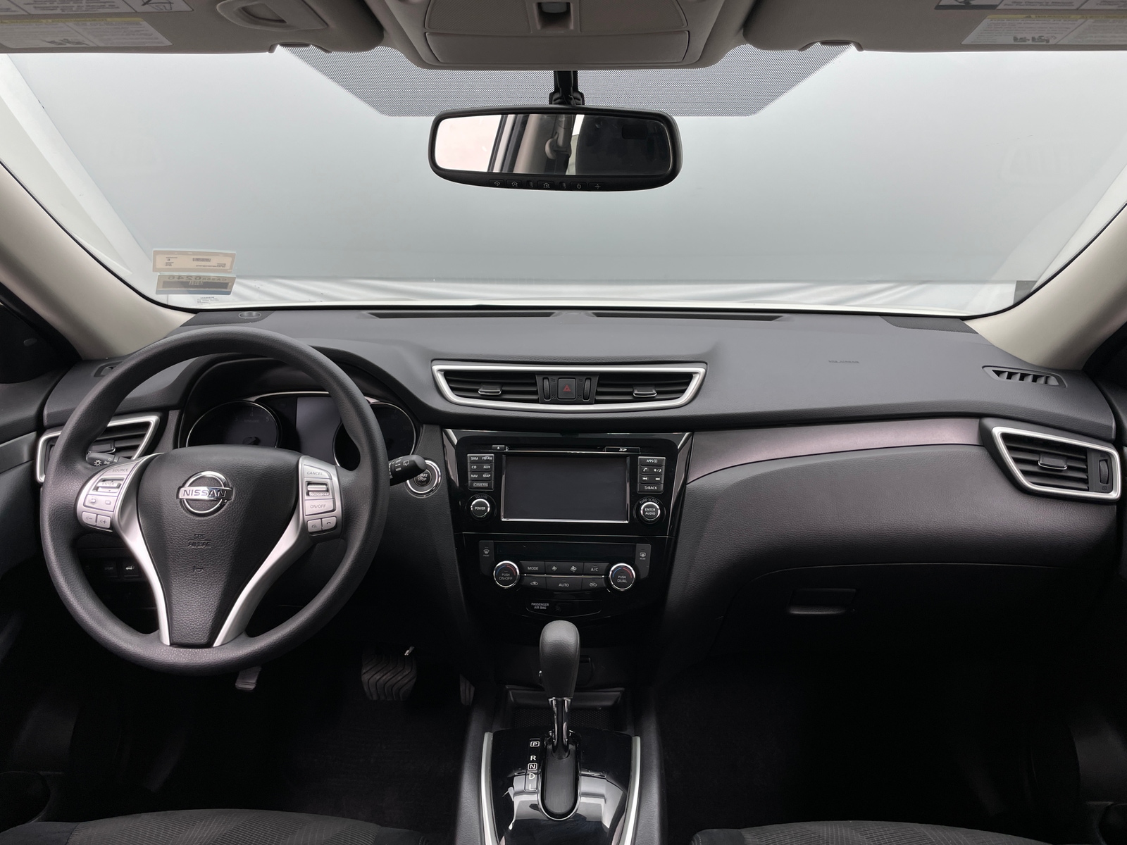 Thumbnail: 2015 Nissan Rogue - 3