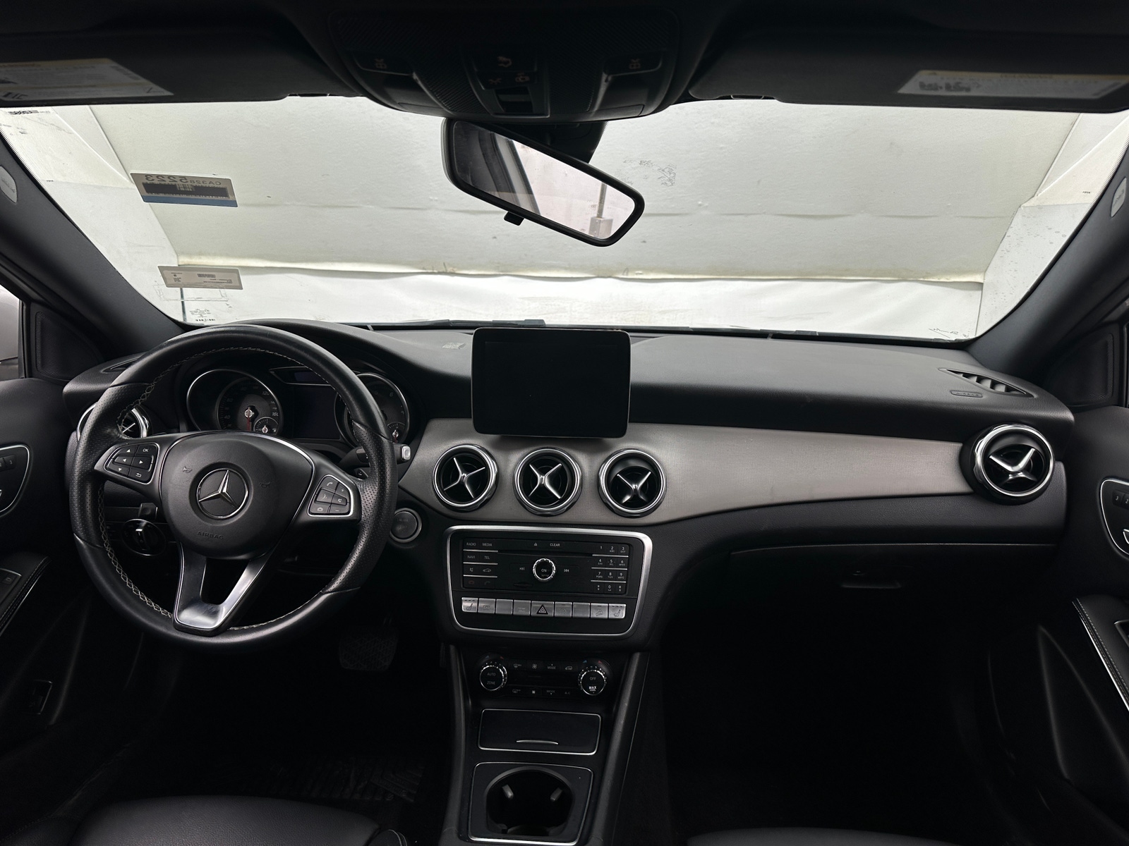 Thumbnail: 2018 Mercedes-Benz GLA - 2