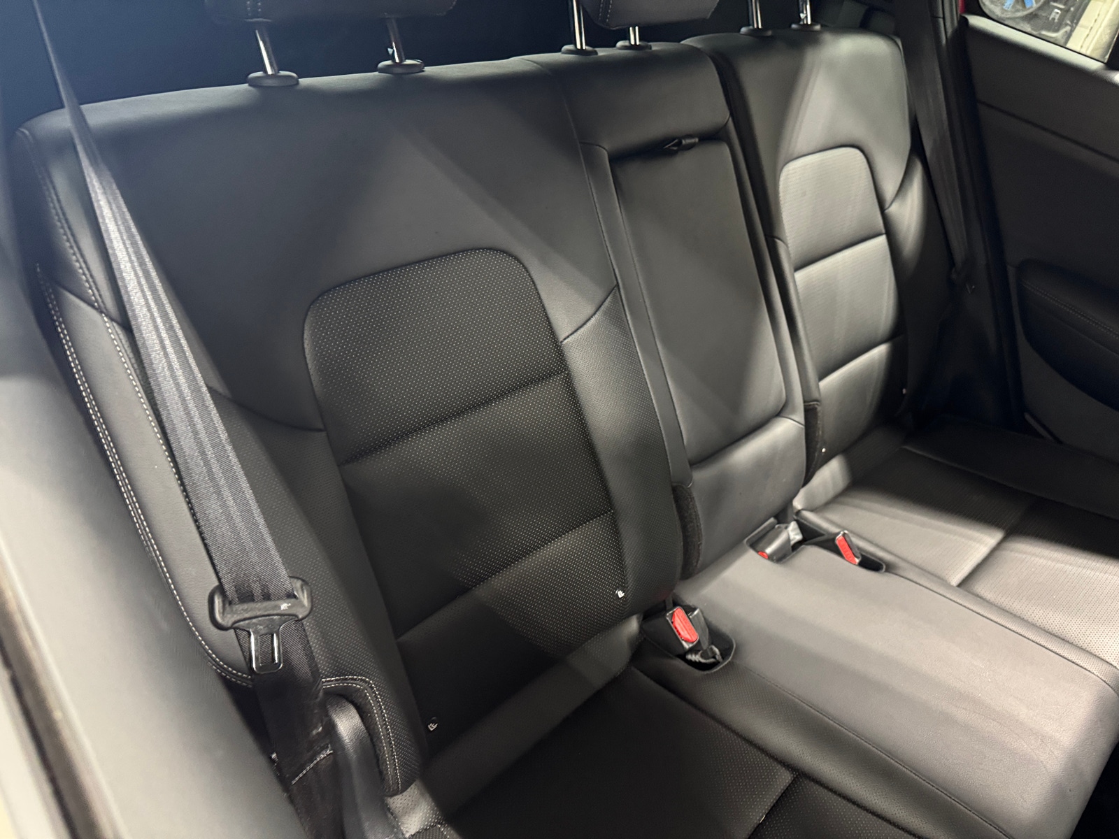 Thumbnail: 2022 Kia Sportage - 6