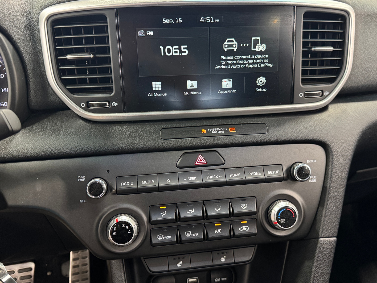 Thumbnail: 2022 Kia Sportage - 4