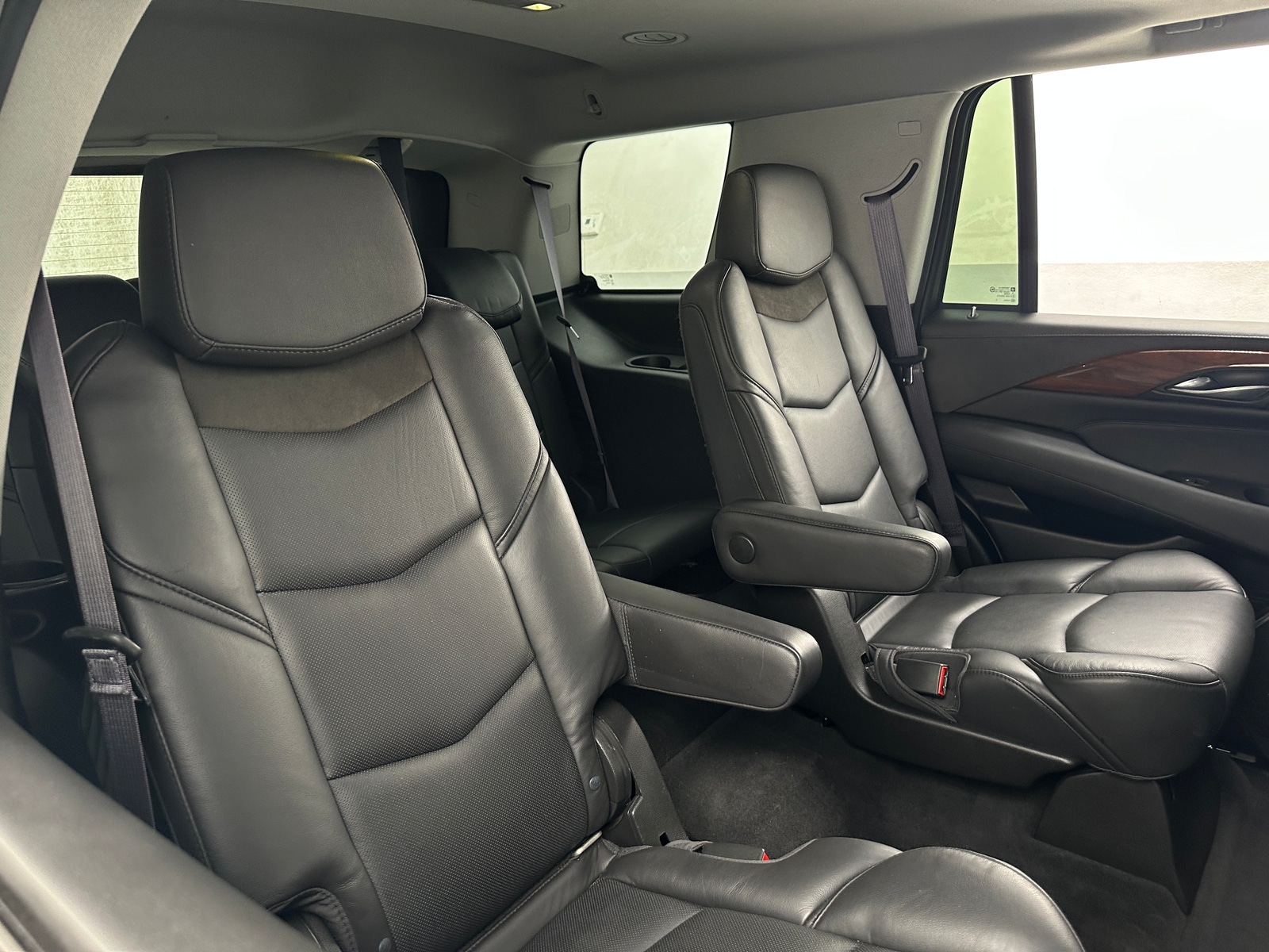 Thumbnail: 2017 Cadillac Escalade - 5