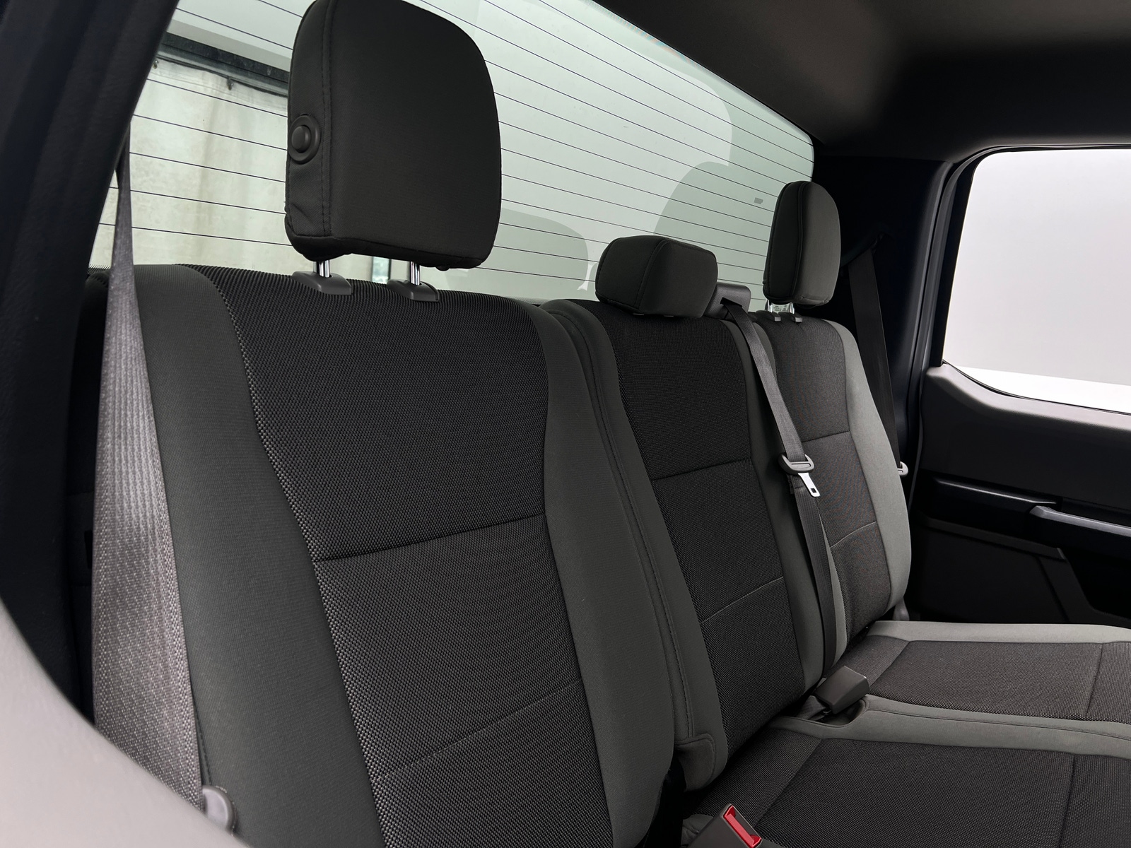 Thumbnail: 2018 Ford Econoline - 6