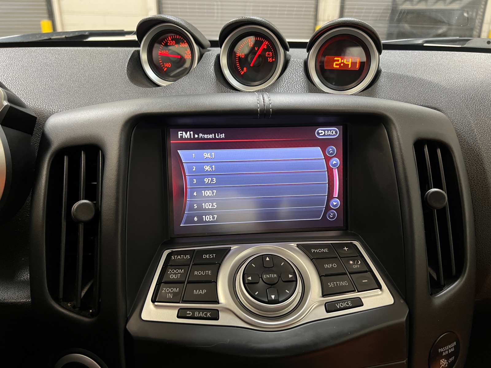 Thumbnail: 2012 Nissan Z - 3