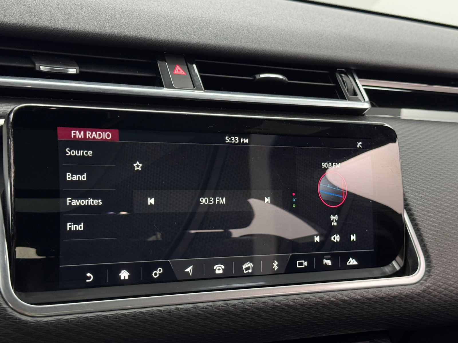 Thumbnail: 2020 Land Rover Range Rover Velar - 3