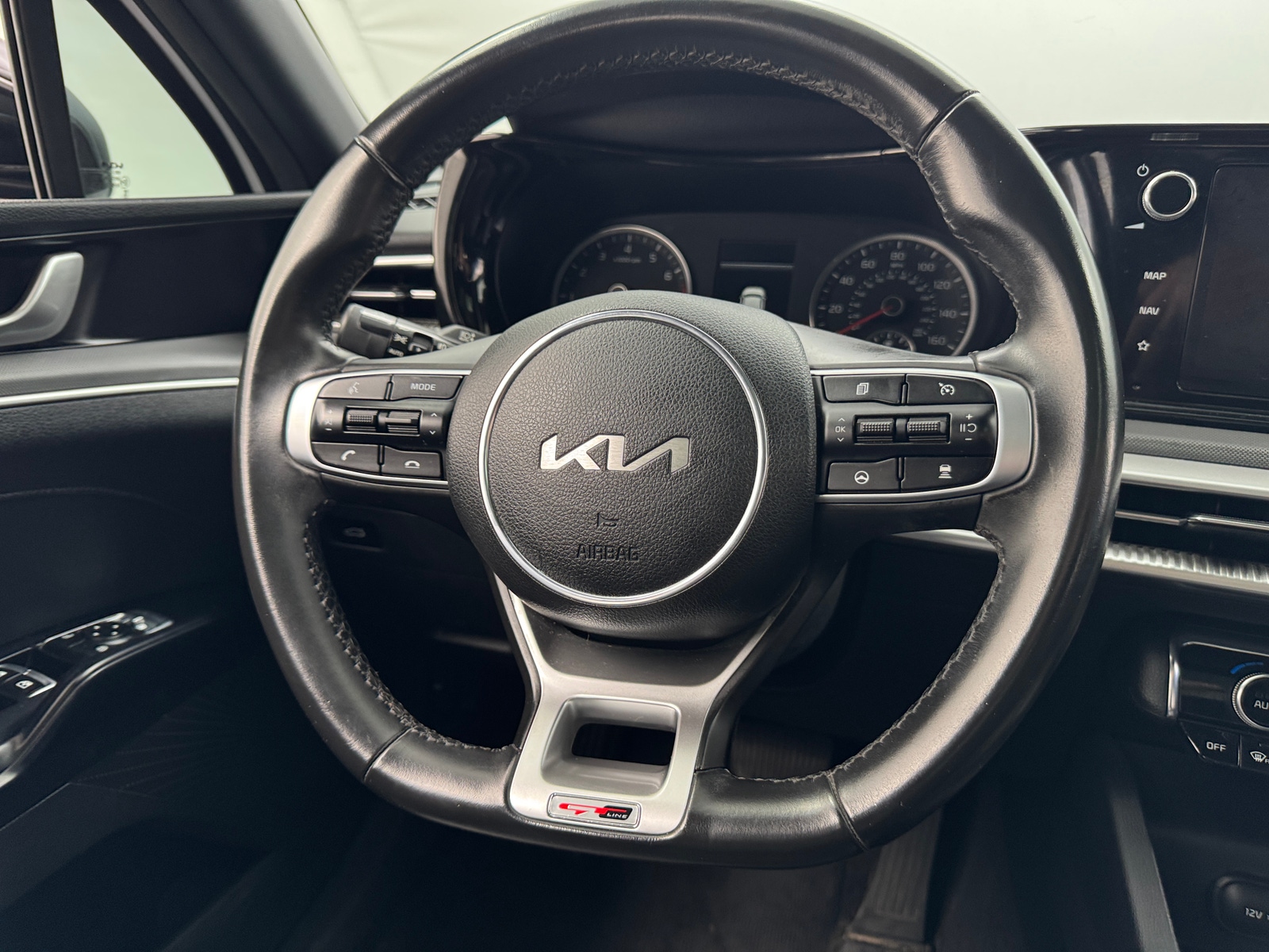 Thumbnail: 2022 Kia K5 - 5
