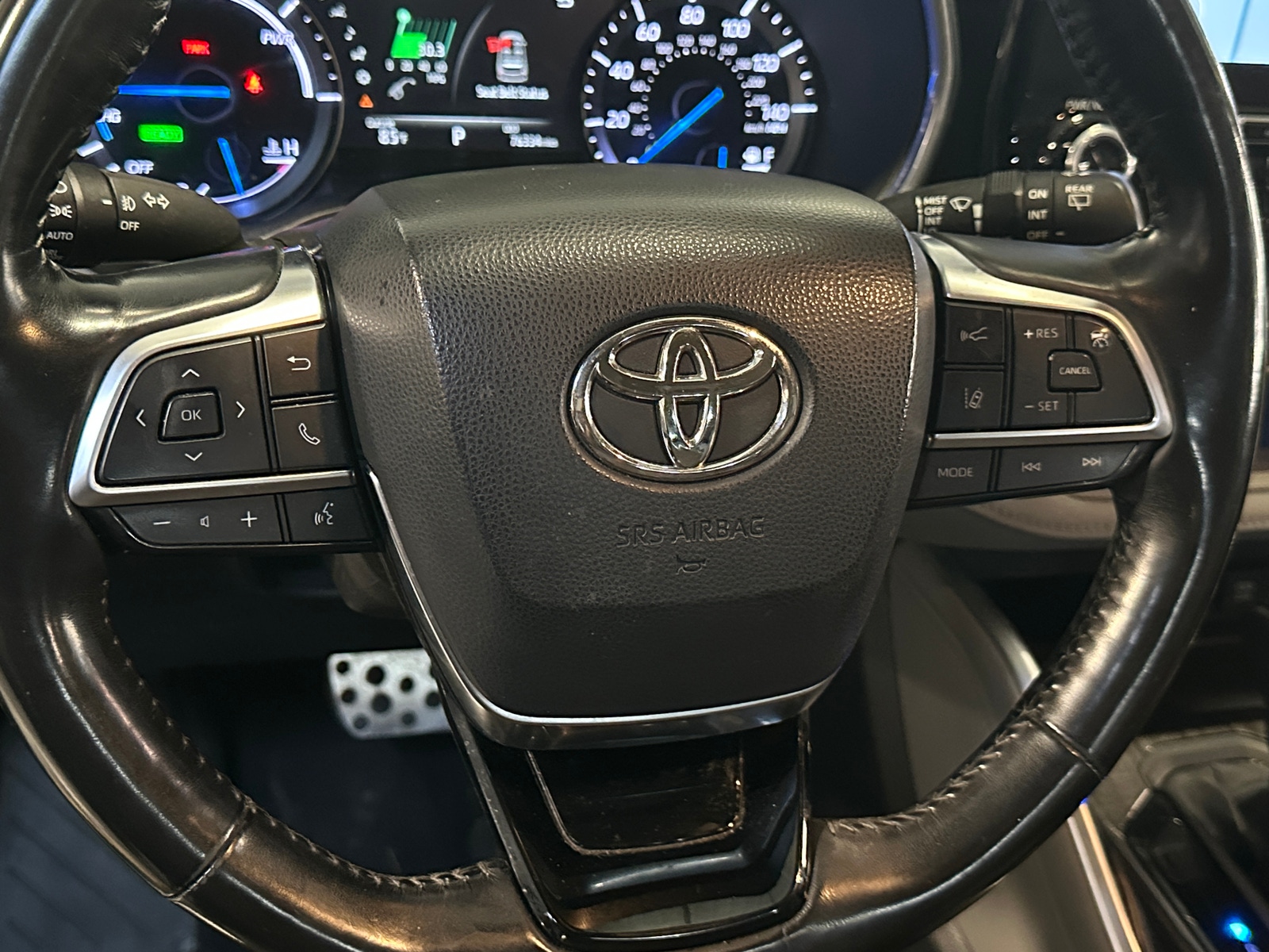 Thumbnail: 2021 Toyota Highlander - 4