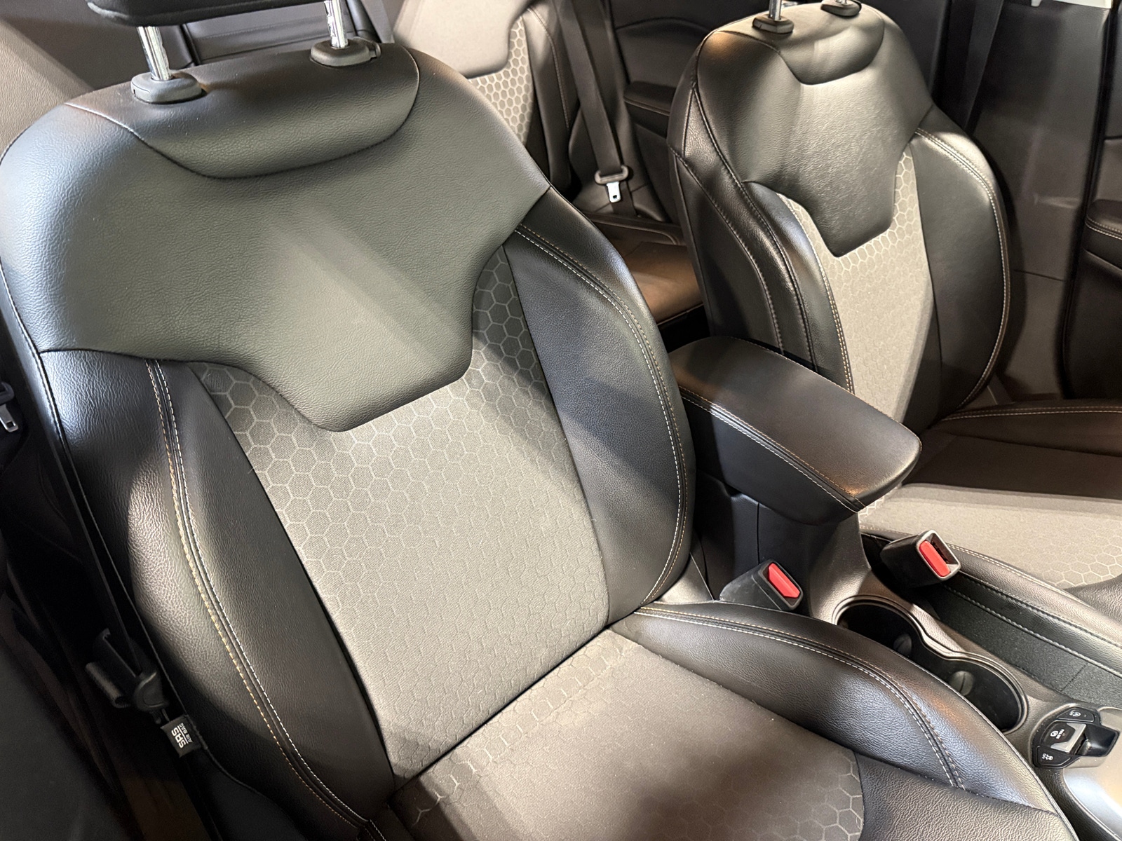 Thumbnail: 2018 Jeep Compass - 2