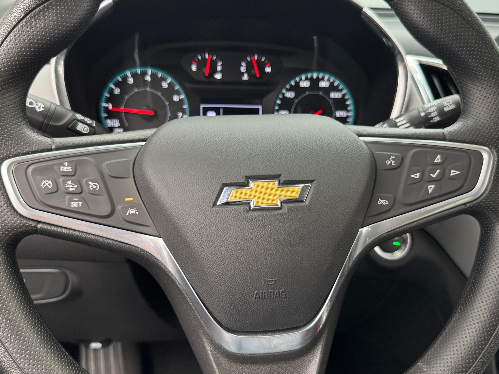 Thumbnail: 2023 Chevrolet Equinox - 5