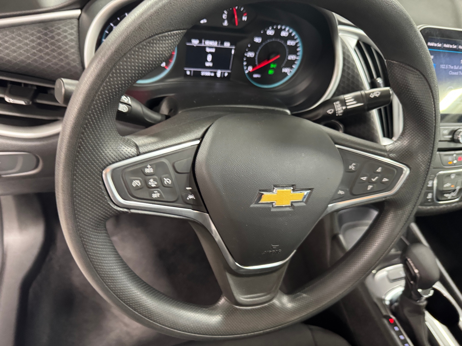 Thumbnail: 2023 Chevrolet Malibu - 5