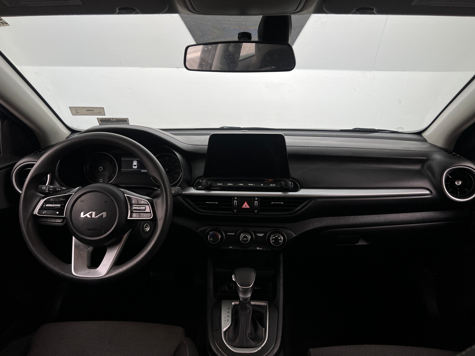 Thumbnail: 2023 Kia Forte - 3