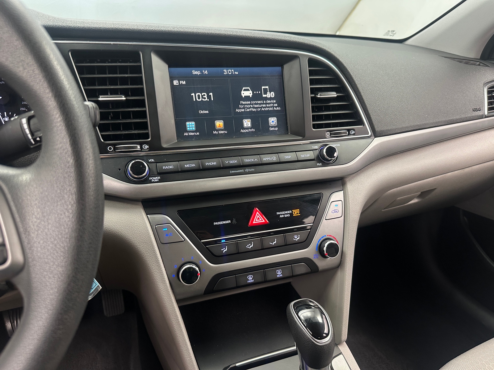 Thumbnail: 2018 Hyundai Elantra - 4