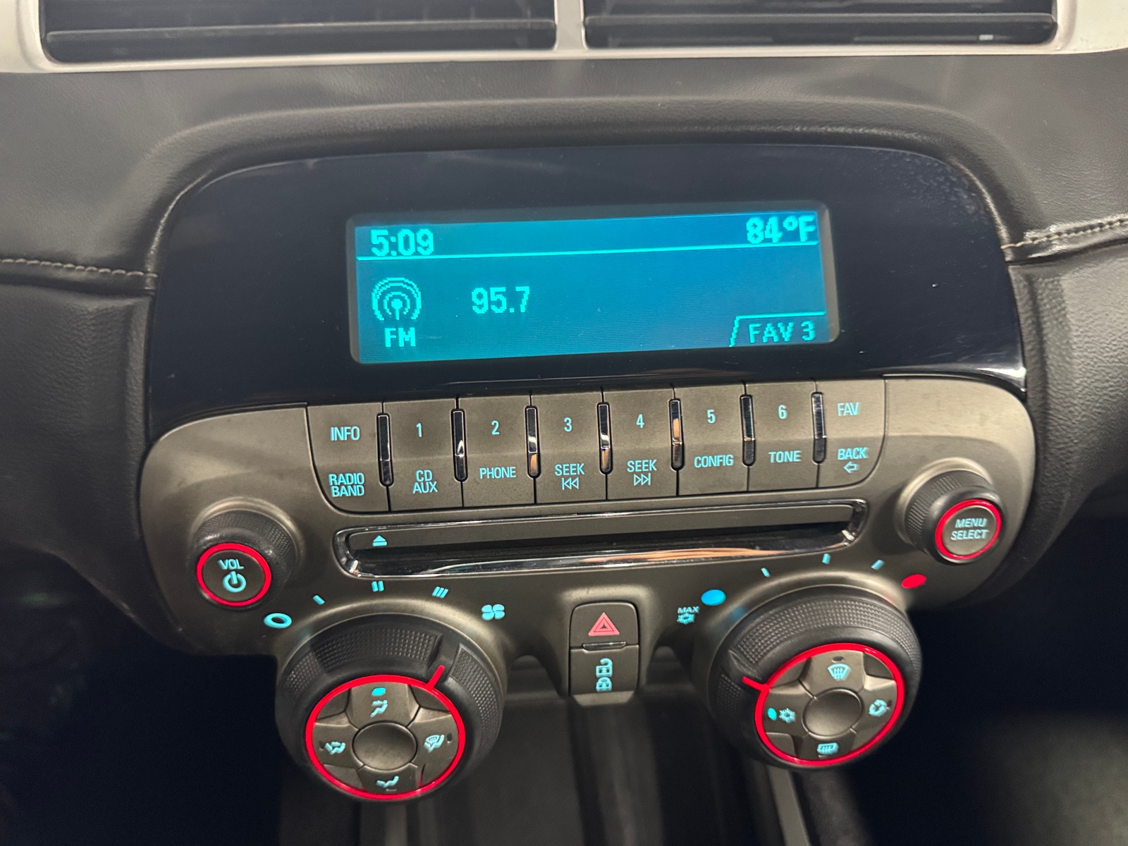 Thumbnail: 2012 Chevrolet Camaro - 4