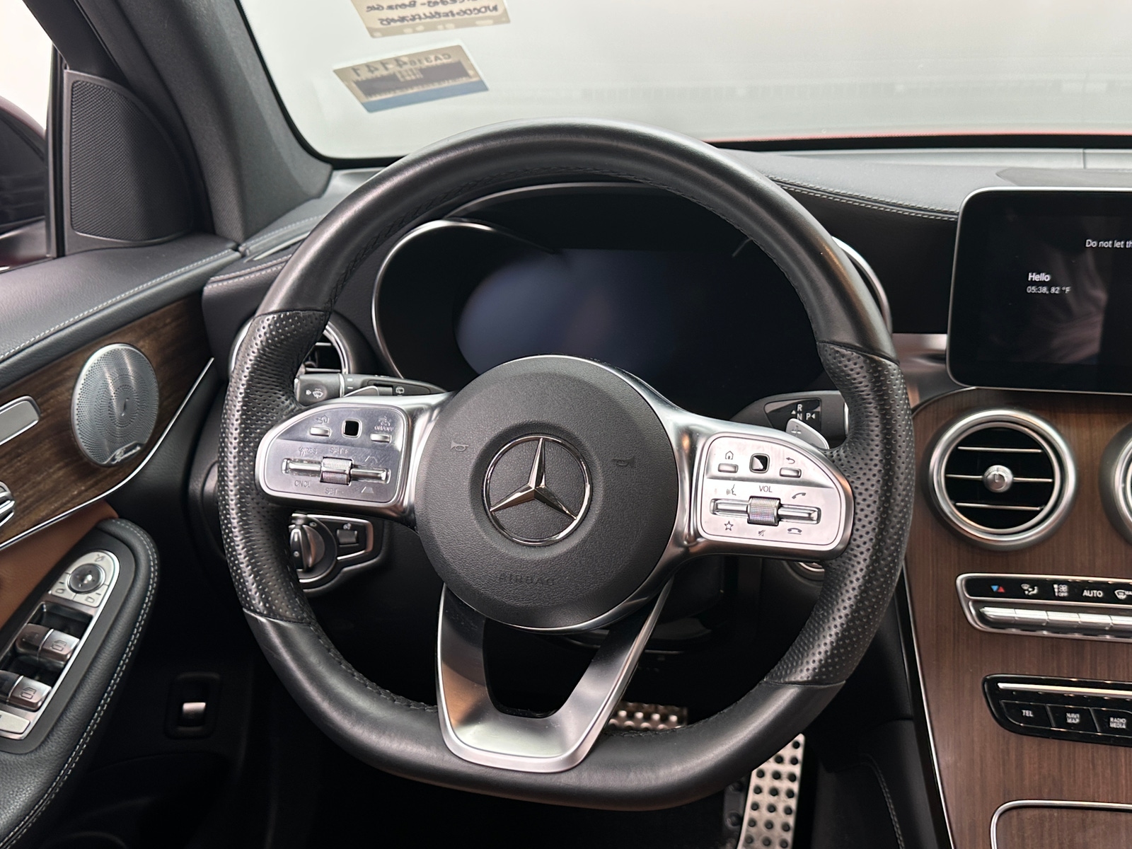 Thumbnail: 2020 Mercedes-Benz GLC - 4