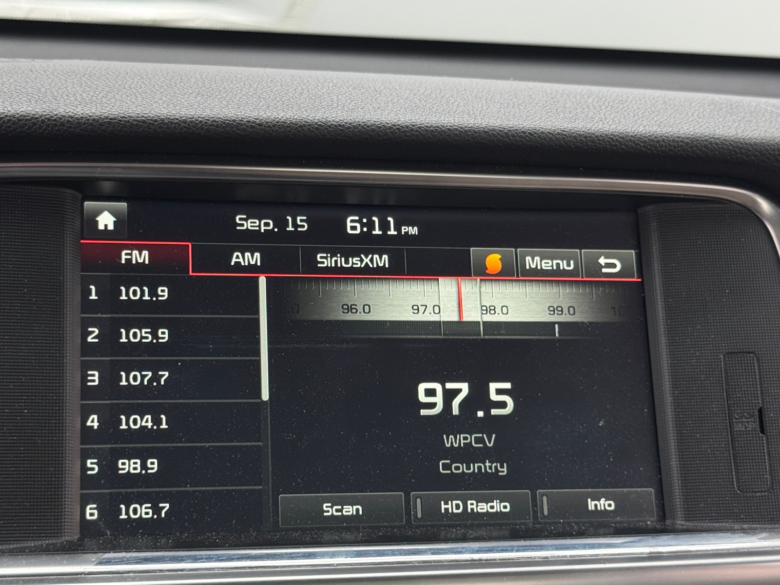 Thumbnail: 2016 Kia Optima - 3