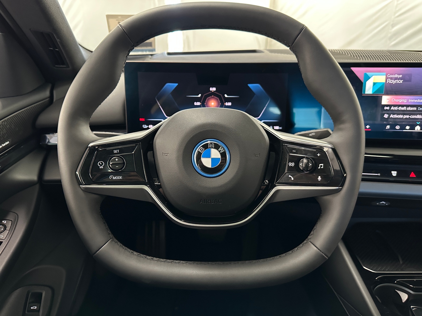 Thumbnail: 2025 BMW i5 - 4