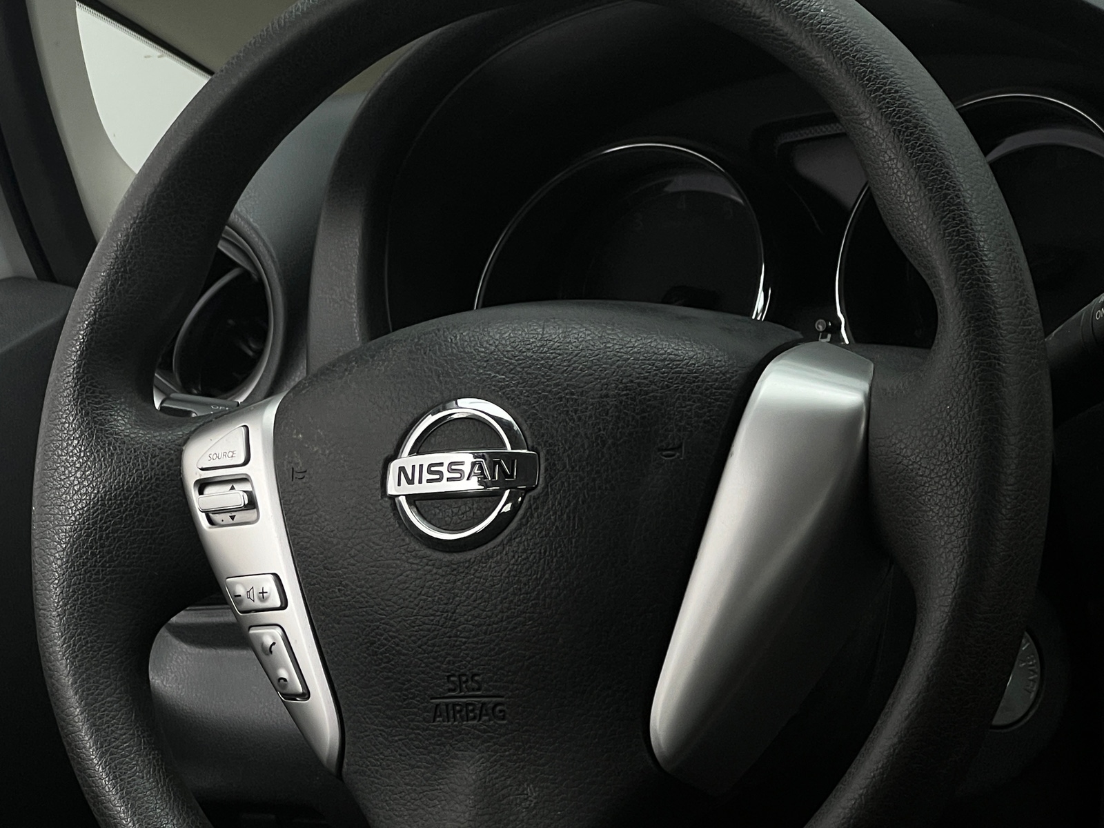 Thumbnail: 2017 Nissan Versa Note - 5