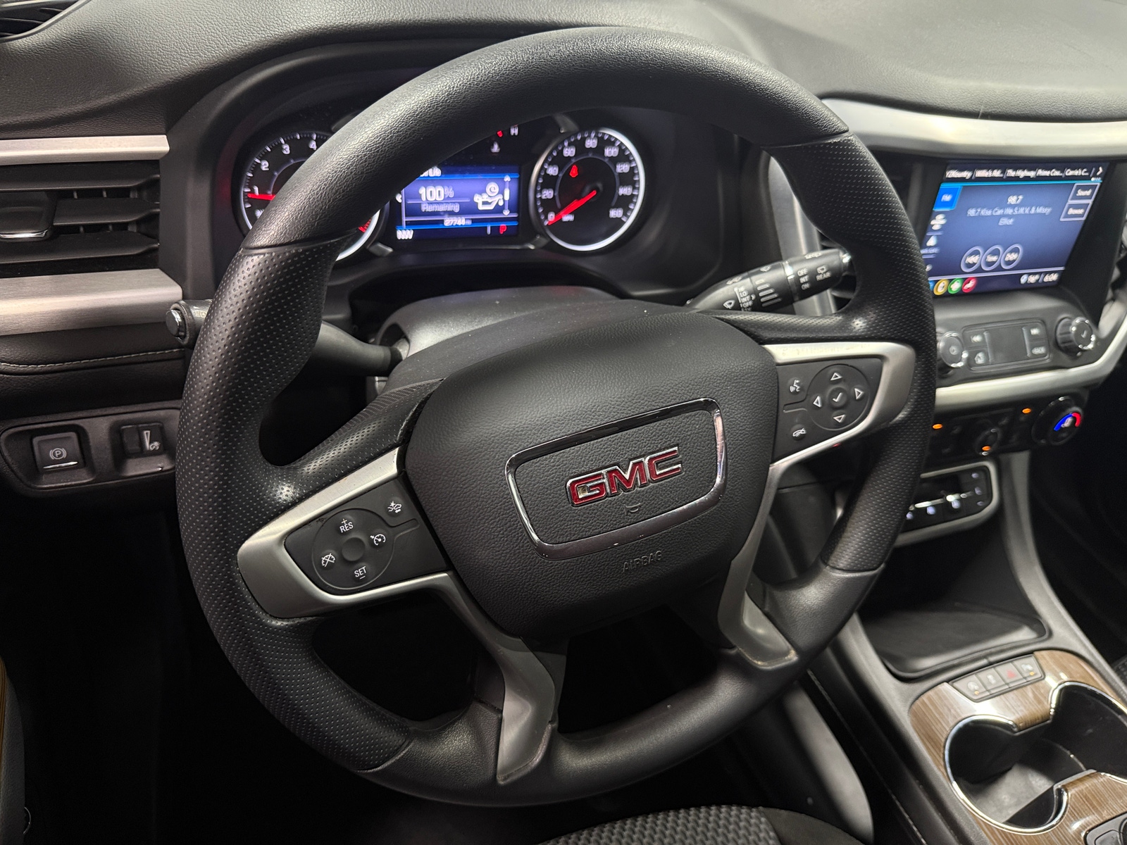 Thumbnail: 2022 GMC Acadia - 5