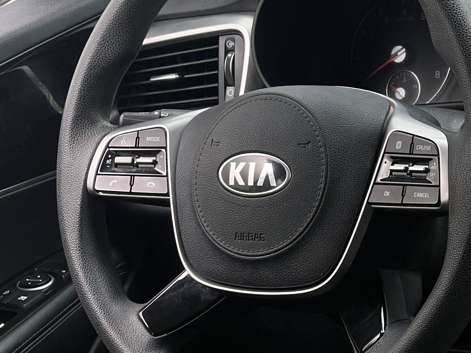 Thumbnail: 2020 Kia Sorento - 5