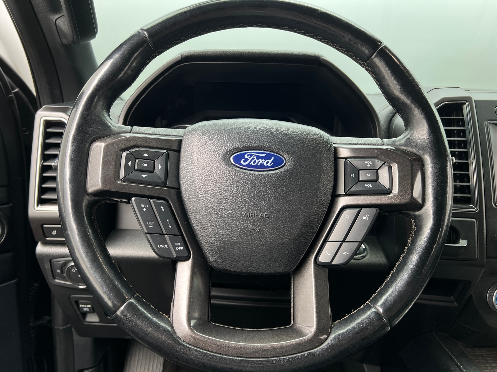 Thumbnail: 2021 Ford Expedition MAX - 4