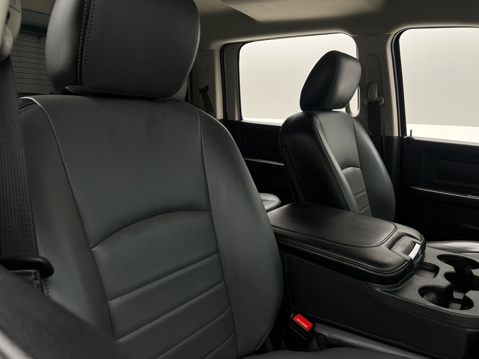 Thumbnail: 2021 RAM 1500 Classic - 2
