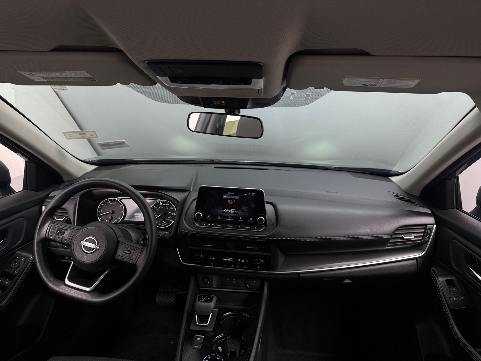 Thumbnail: 2024 Nissan Rogue - 3