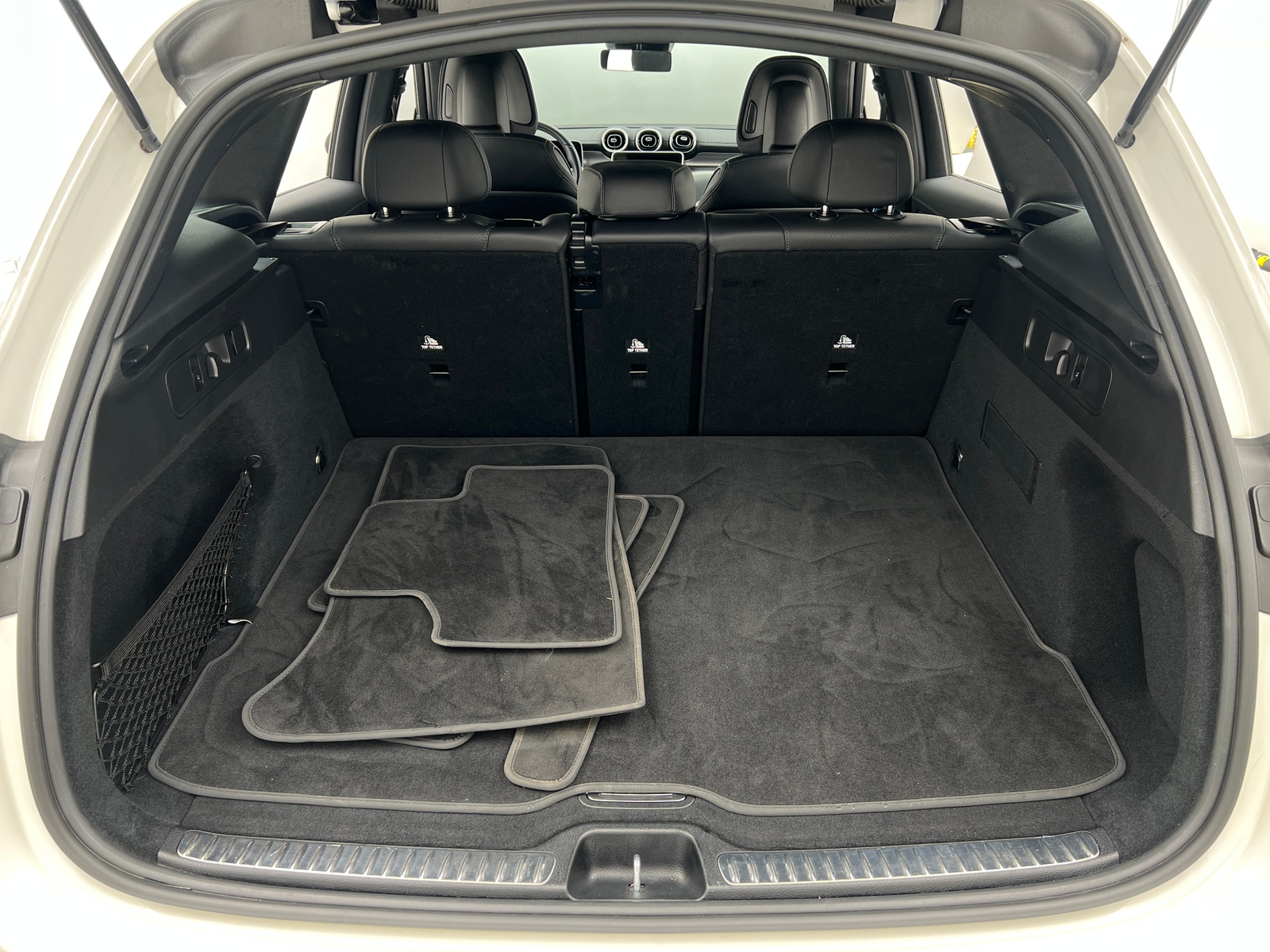 Thumbnail: 2024 Mercedes-Benz GLC - 6