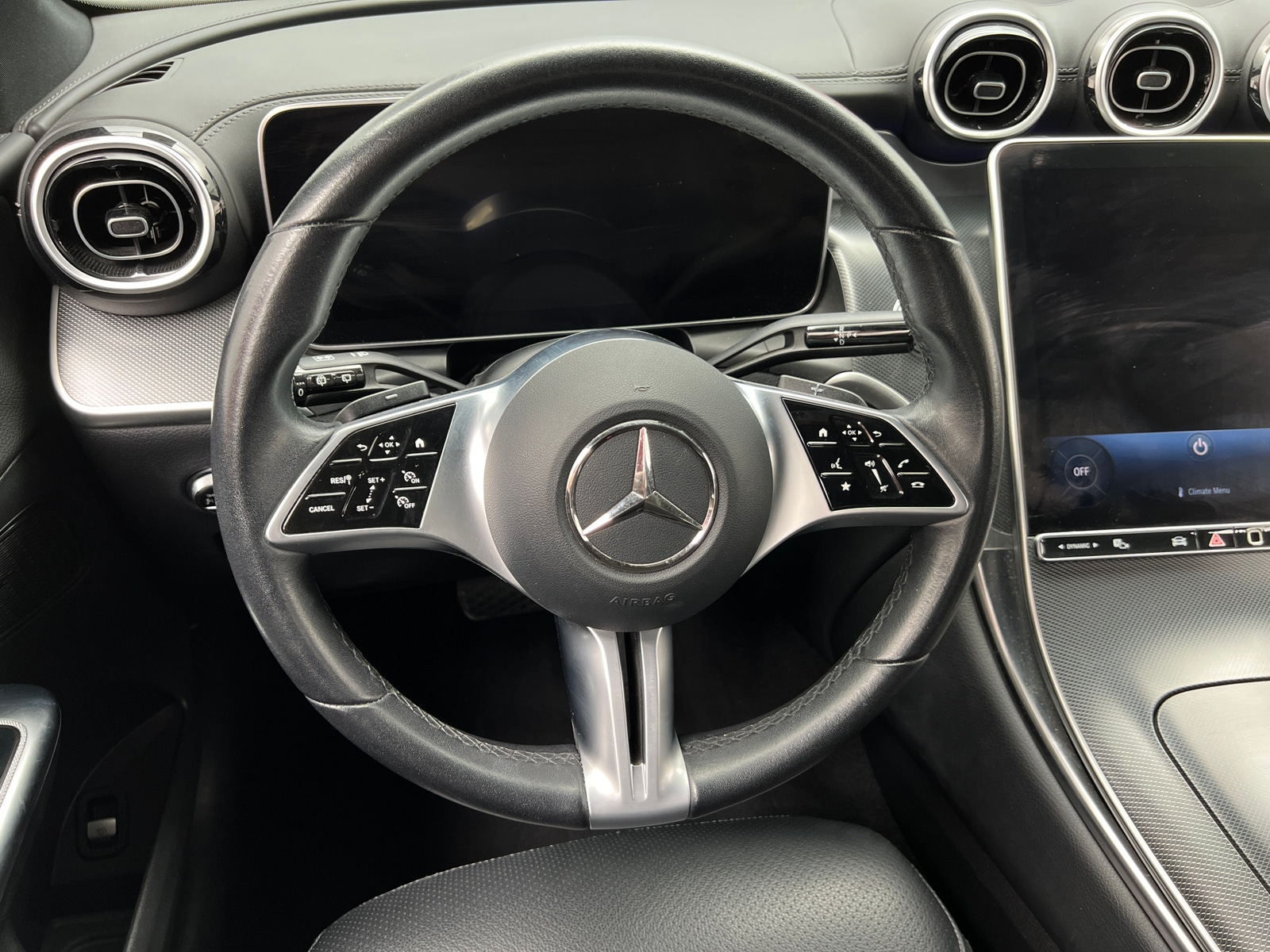 Thumbnail: 2024 Mercedes-Benz GLC - 4