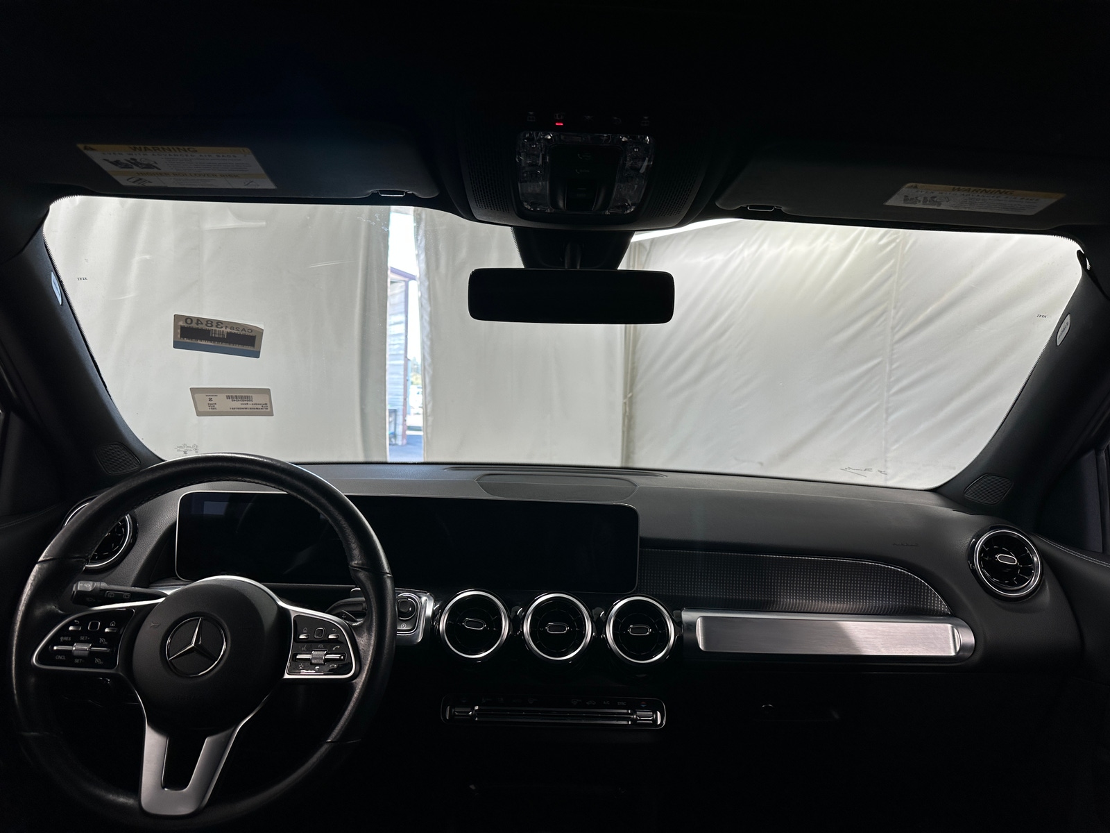Thumbnail: 2021 Mercedes-Benz GLB - 2