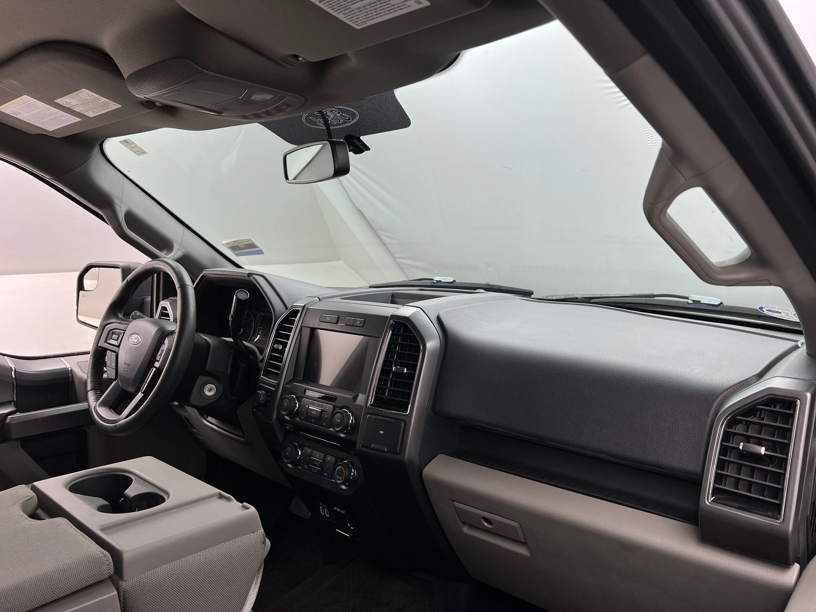 Thumbnail: 2018 Ford Econoline - 3